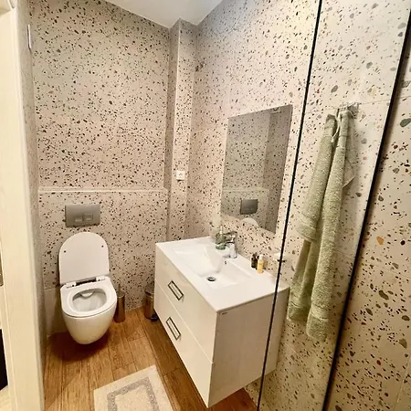Demetrios Apartment